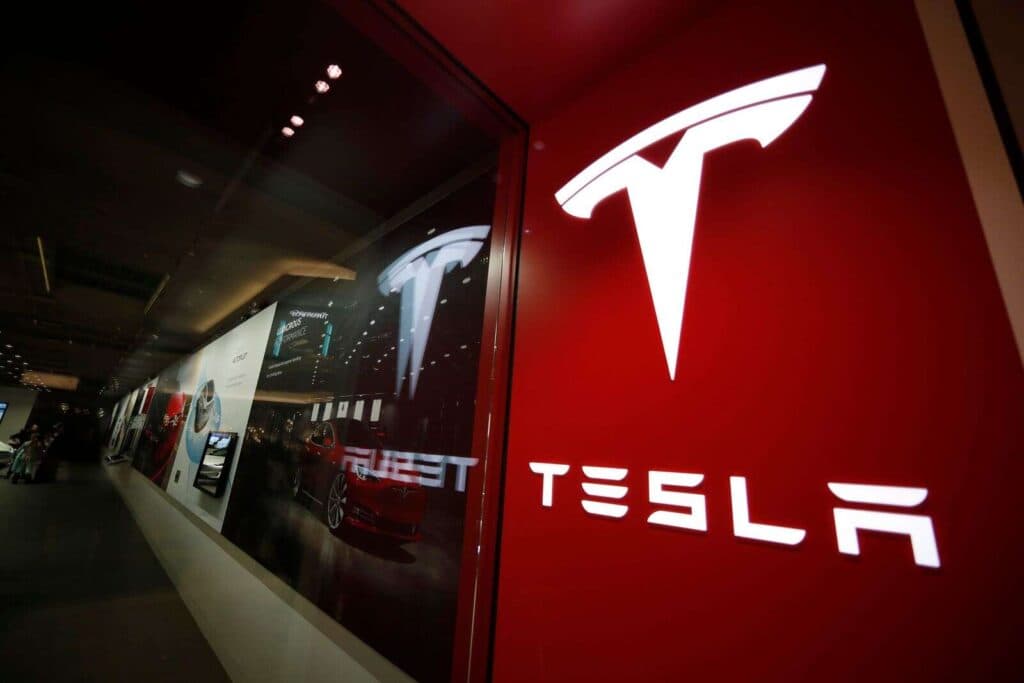 Tesla to build first grid-scale power plant in China